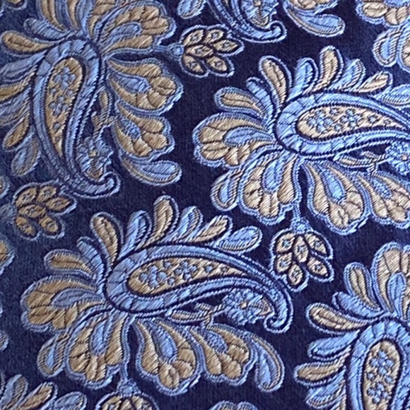 Hugo Boss Silk Tie • Italy - Picture 2 of 3